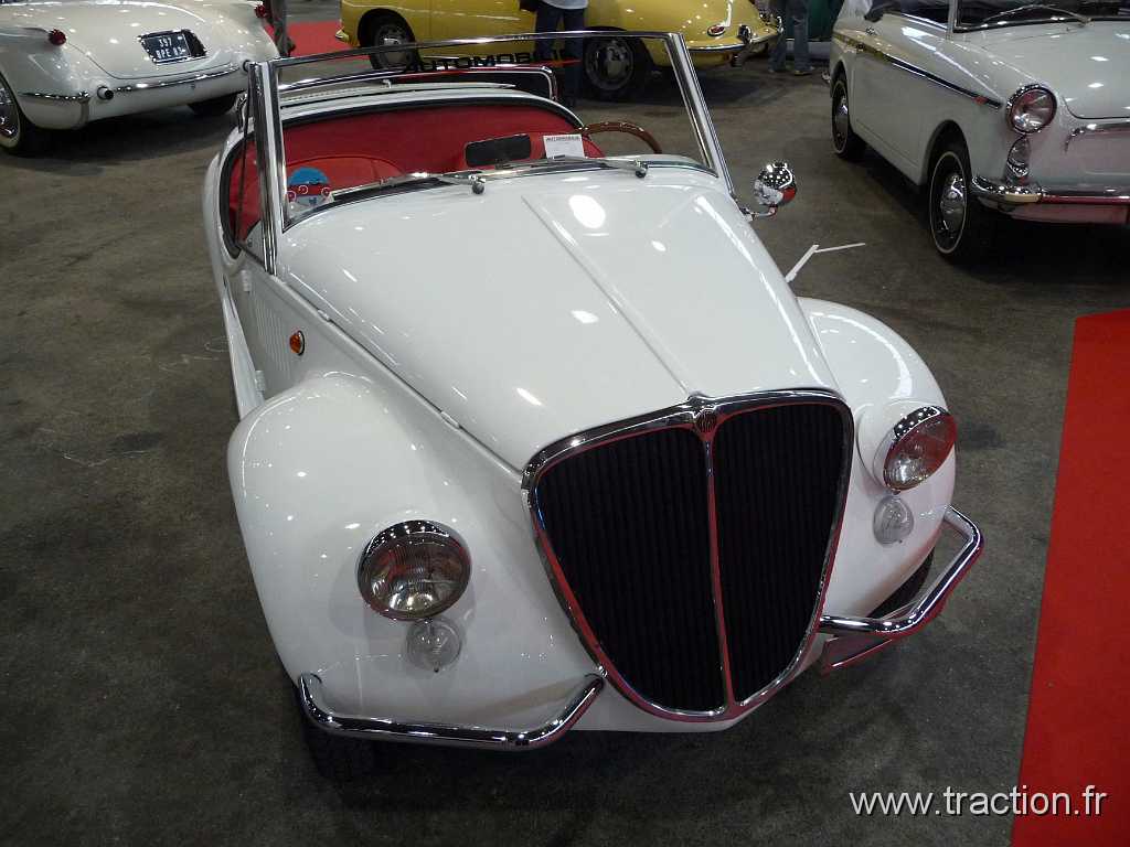 2011_epoquauto (139).jpg - 05/11/2011 - 69000 LYON - EPOQU'AUTO - 33ème Salon International Autos & Motos Anciennes - FIAT